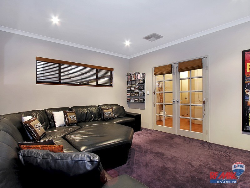 3 Agnes Way, Quinns Rocks WA 6030