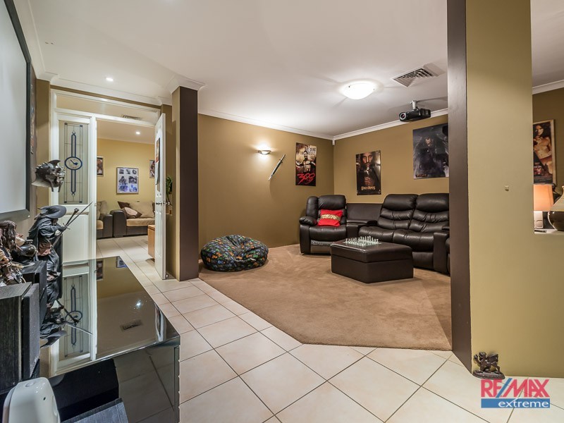 12 Shropshire Crescent, Butler WA 6036