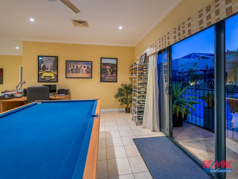 12 Shropshire Crescent, Butler WA 6036