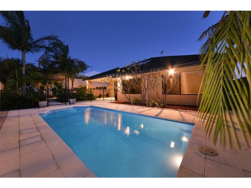 10 Kartner Road, Tapping WA 6065