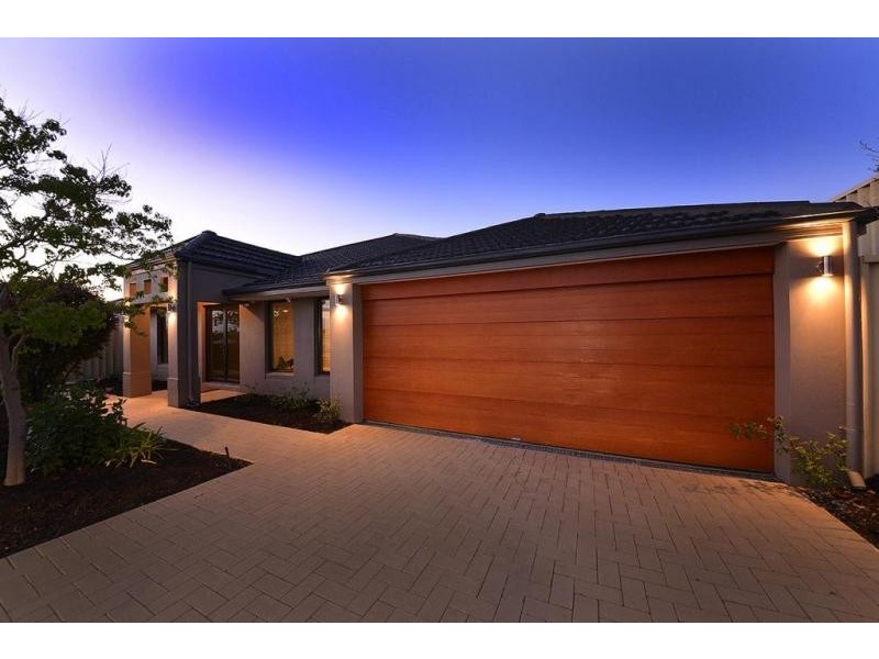 10 Kartner Road, Tapping WA 6065