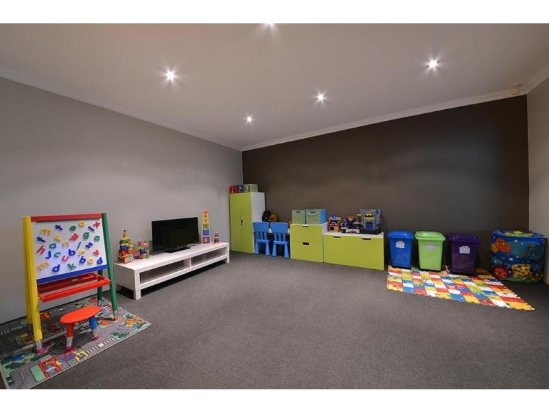 10 Kartner Road, Tapping WA 6065