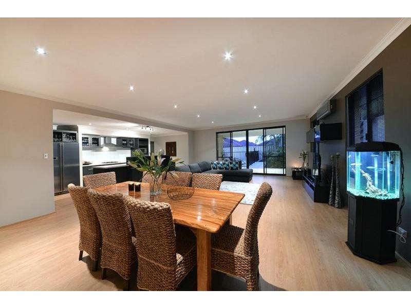 10 Kartner Road, Tapping WA 6065