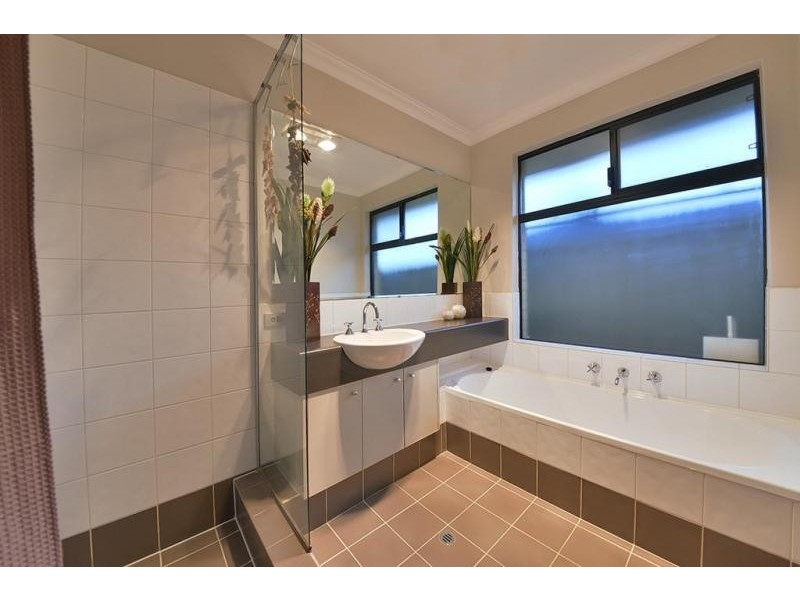 10 Kartner Road, Tapping WA 6065