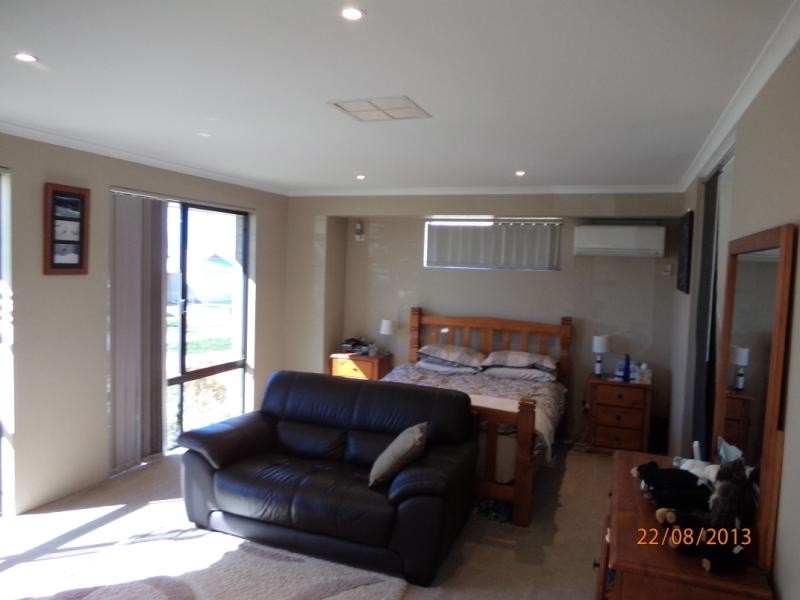 81 Rosegreen, Butler WA 6036