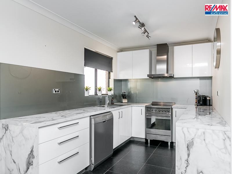 19 Yule Street, Heathridge WA 6027