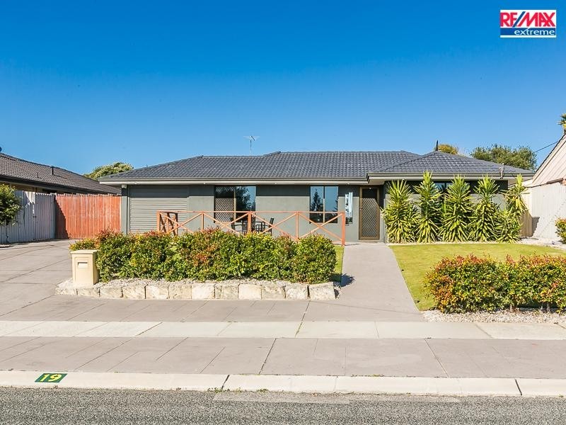 19 Yule Street, Heathridge WA 6027