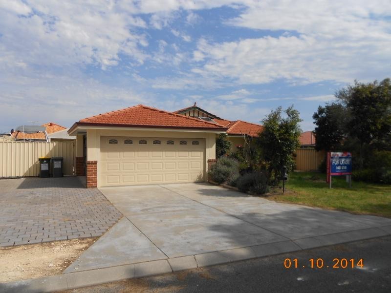 9 Carisbrook Loop, Hocking WA 6065