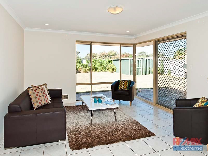 47 Addington Way, Marangaroo WA 6064