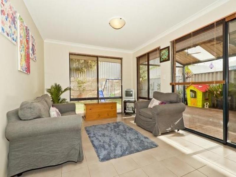 14 Sellars Elbow, Quinns Rocks WA 6030