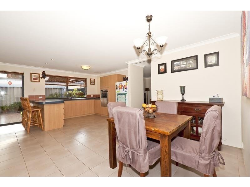 14 Sellars Elbow, Quinns Rocks WA 6030