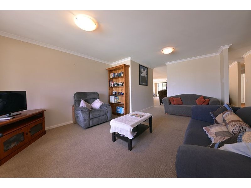 39 Giglia Drive, Sinagra WA 6065