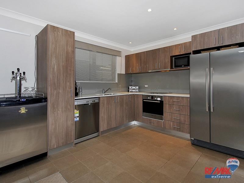 7/2 Walsh Loop, Joondalup WA 6027