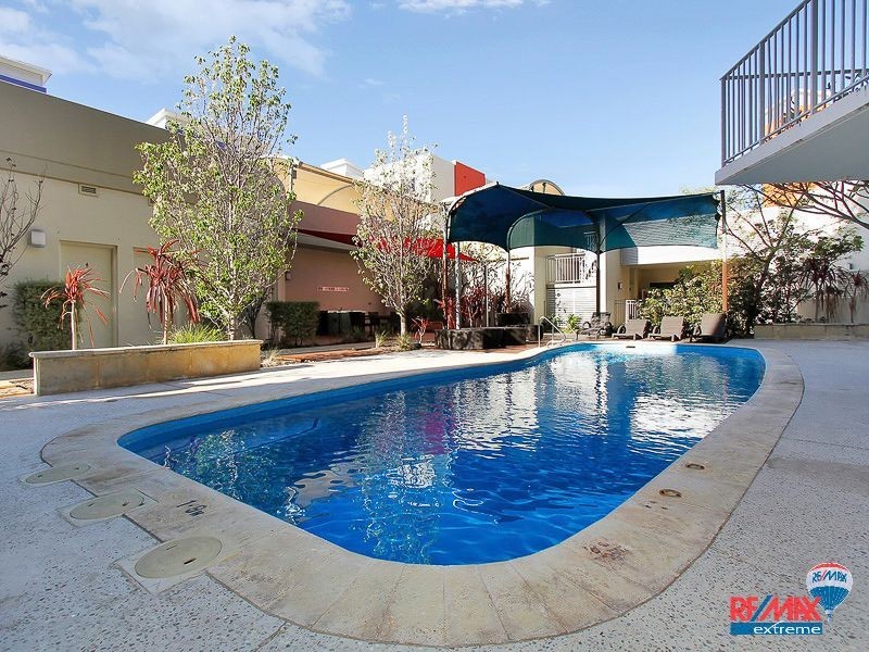 7/2 Walsh Loop, Joondalup WA 6027