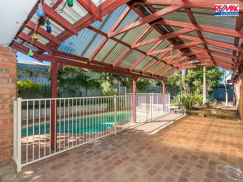 57 Bernard Manning Drive, Duncraig WA 6023