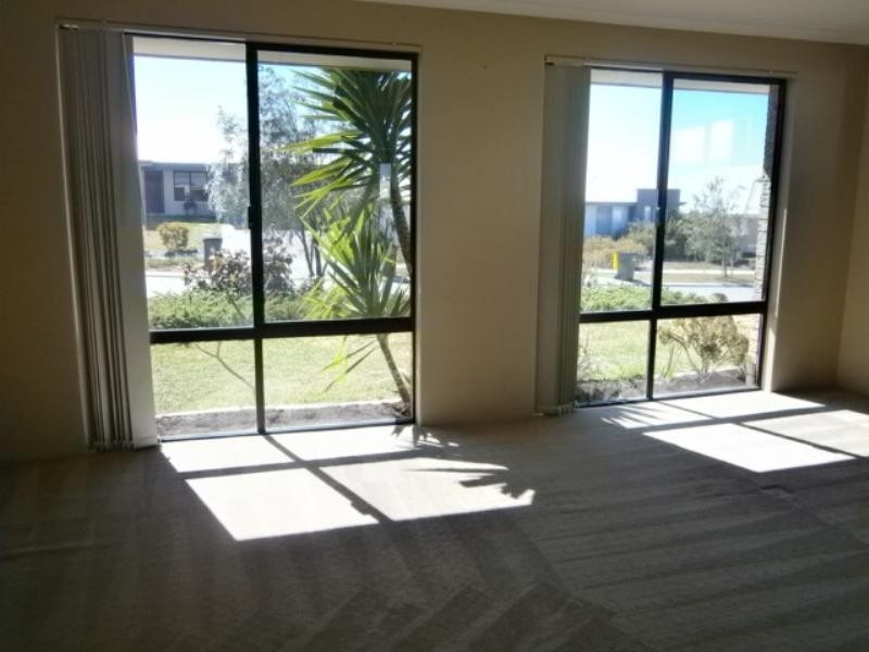 81 Rosegreen, Butler WA 6036