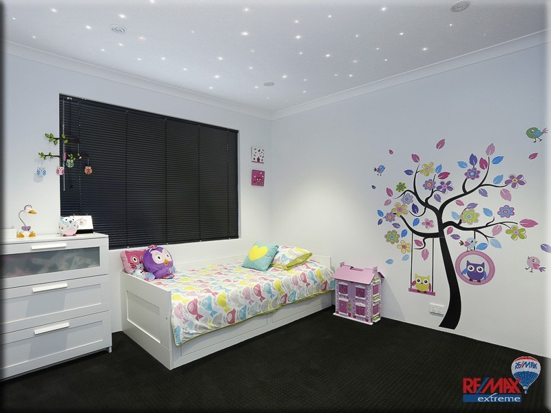 8 Crete Way, Alkimos WA 6038