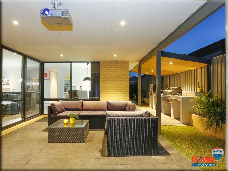 8 Crete Way, Alkimos WA 6038