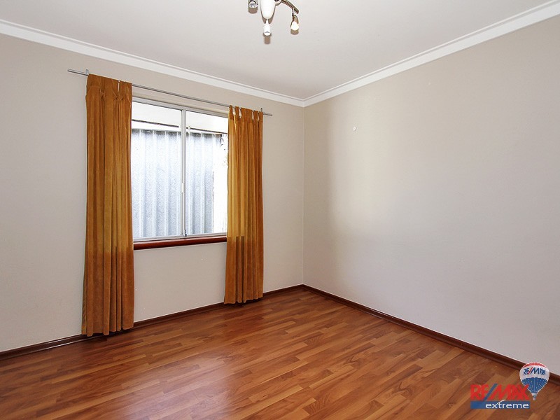 4 Dunfee Place, Hamersley WA 6022