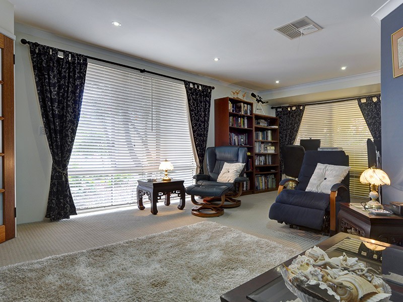 17 Arrow Place, Joondalup WA 6027