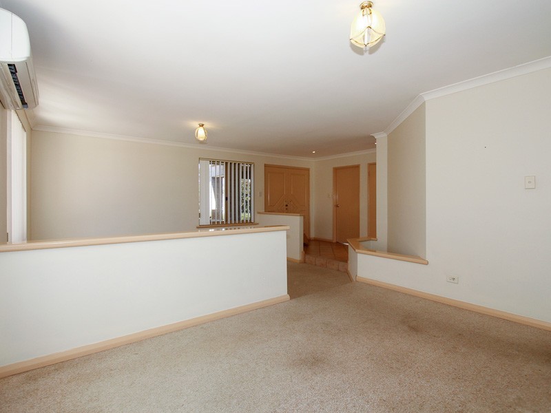 3 Dalkeith Cove, Kinross WA 6028