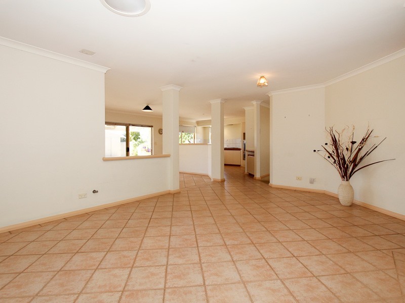 3 Dalkeith Cove, Kinross WA 6028