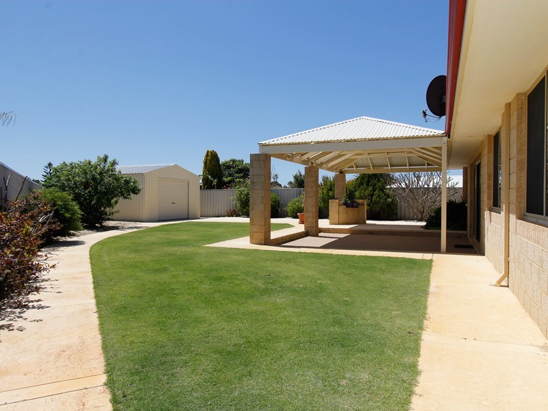 3 Dalkeith Cove, Kinross WA 6028