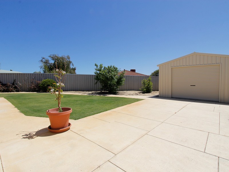 3 Dalkeith Cove, Kinross WA 6028