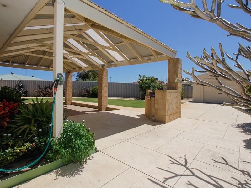 3 Dalkeith Cove, Kinross WA 6028