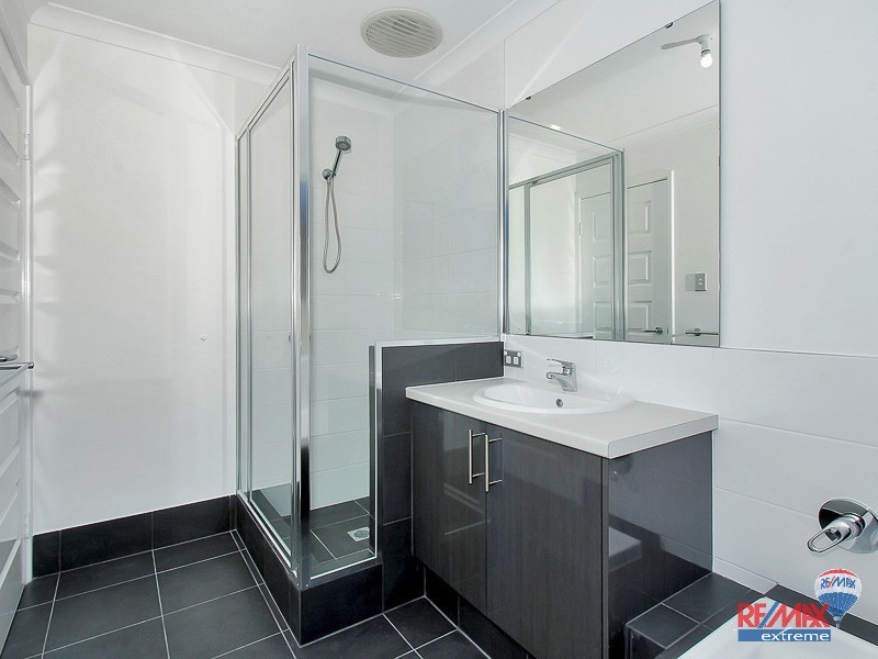 12 Carmine Street, Eglinton WA 6034