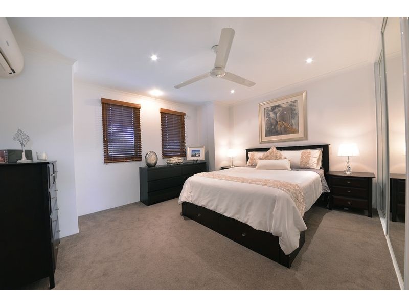 50 Hollins Bend, Madeley WA 6065