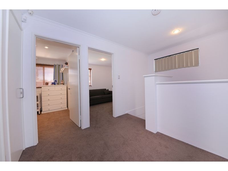 50 Hollins Bend, Madeley WA 6065