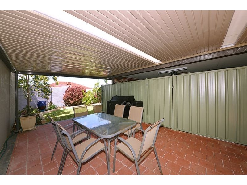 50 Hollins Bend, Madeley WA 6065
