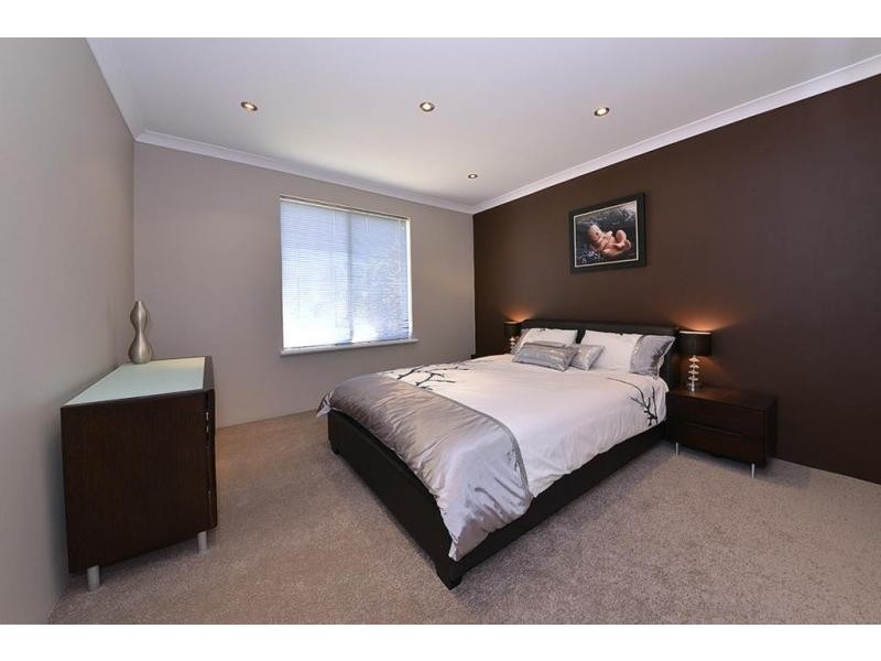 15 Taplow Parade, Ashby WA 6065