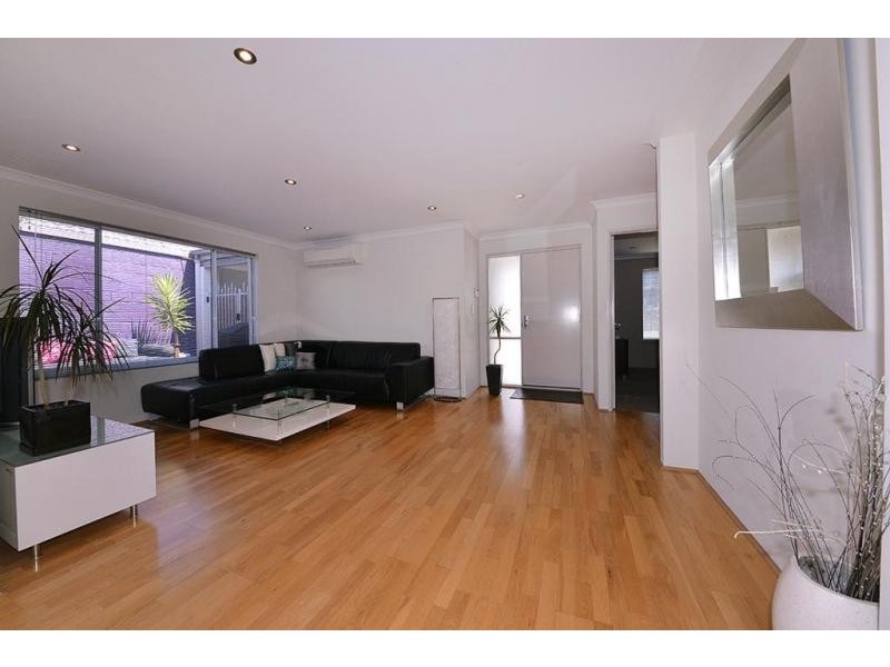 15 Taplow Parade, Ashby WA 6065