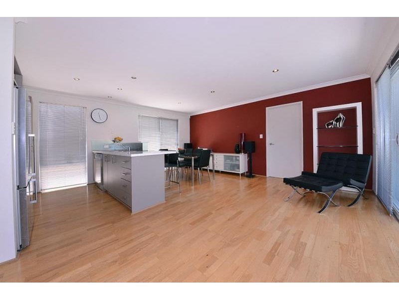 15 Taplow Parade, Ashby WA 6065