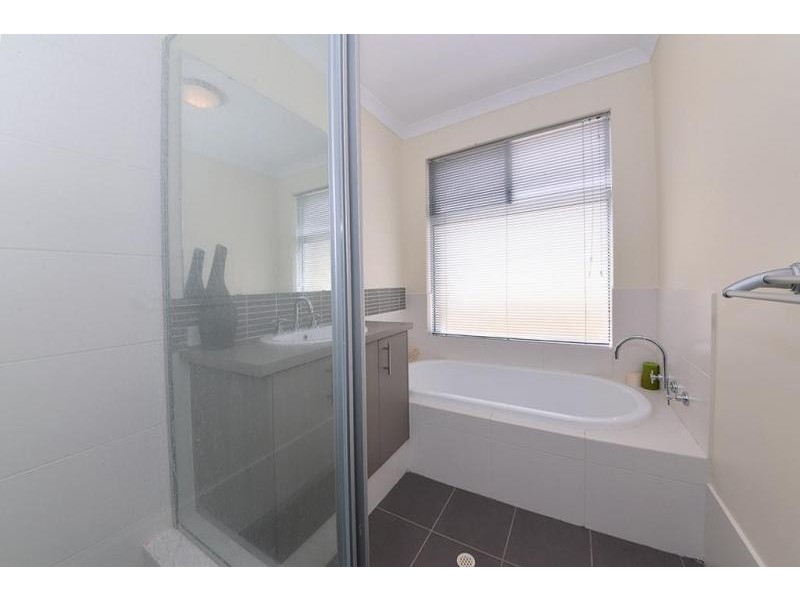 15 Taplow Parade, Ashby WA 6065