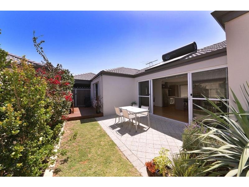 15 Taplow Parade, Ashby WA 6065