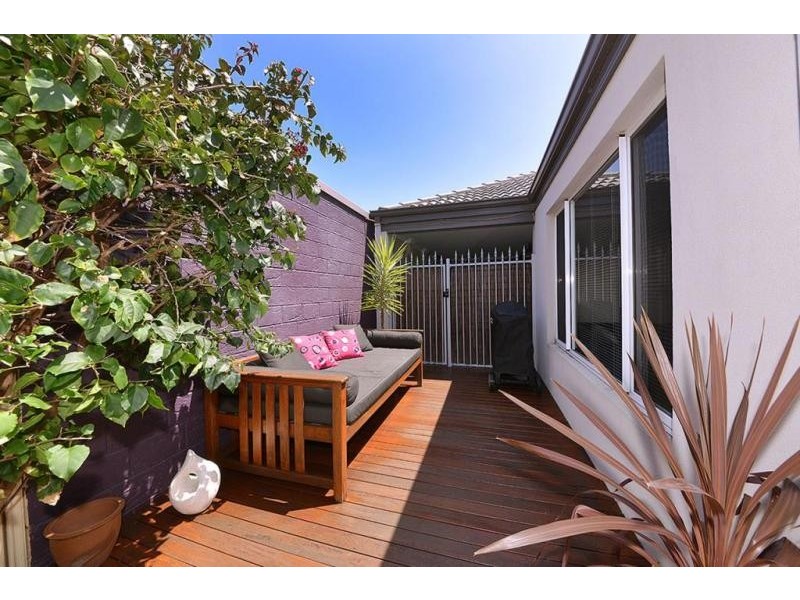 15 Taplow Parade, Ashby WA 6065