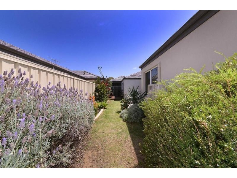 15 Taplow Parade, Ashby WA 6065