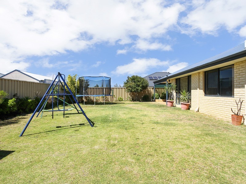 12 Frensham Street, Butler WA 6036