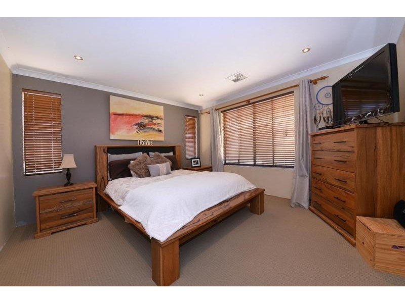 54 Castledene Way, Tapping WA 6065