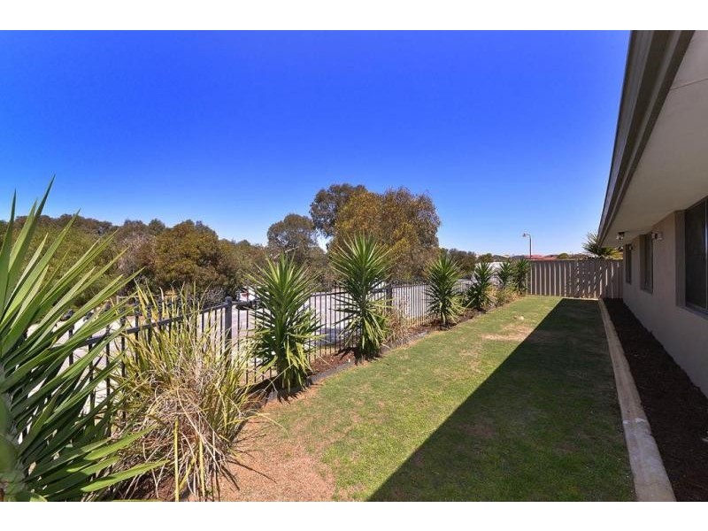 54 Castledene Way, Tapping WA 6065