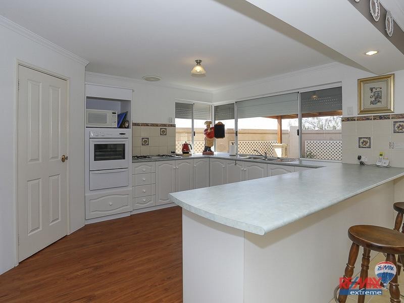 43 Boynton Gardens, Iluka WA 6028