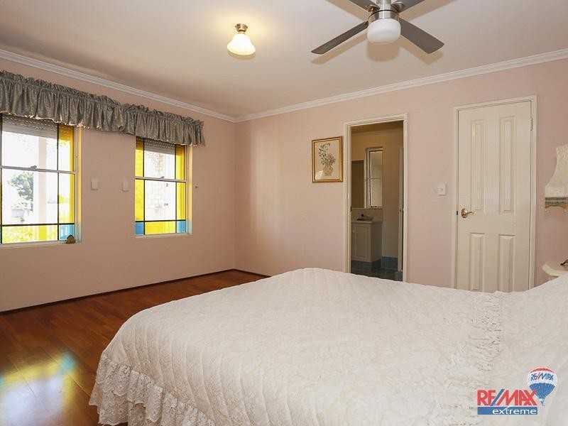 43 Boynton Gardens, Iluka WA 6028