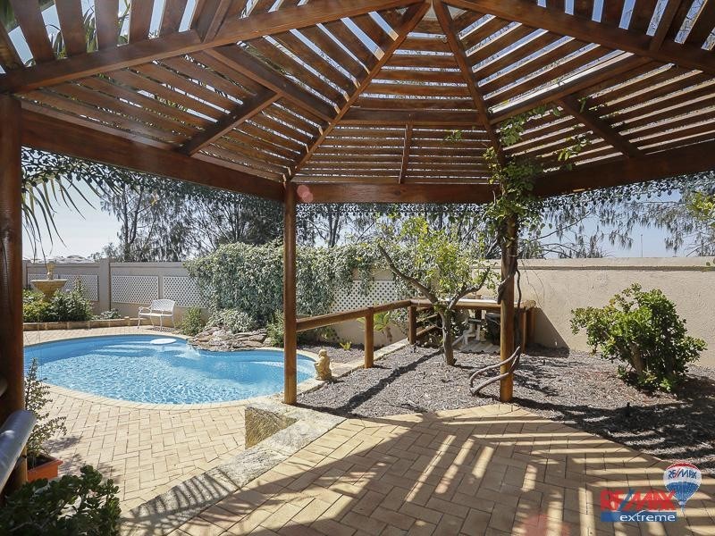 43 Boynton Gardens, Iluka WA 6028