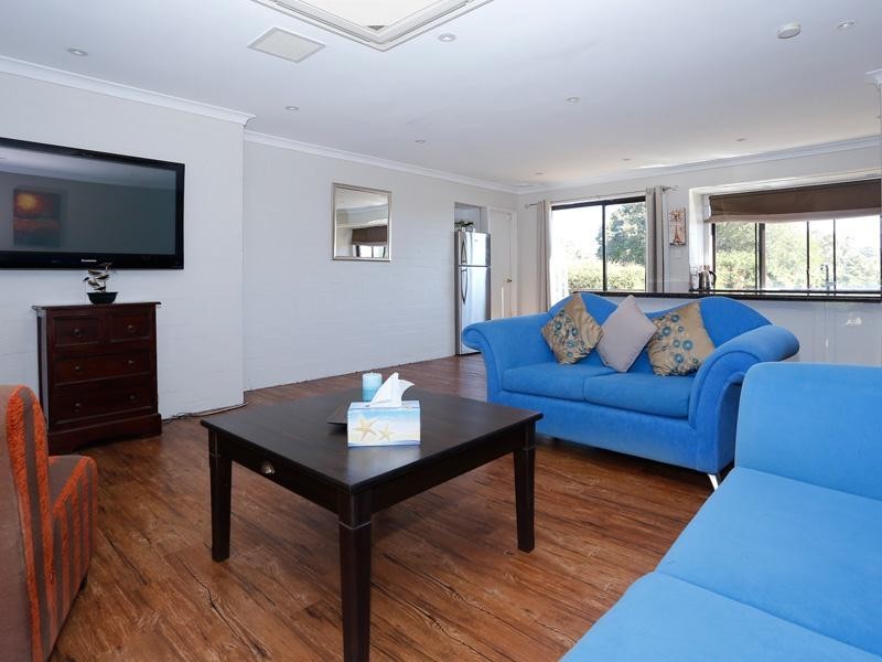 21A Lysander Drive, Heathridge WA 6027