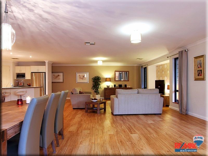 39 Dirleton Loop, Butler WA 6036