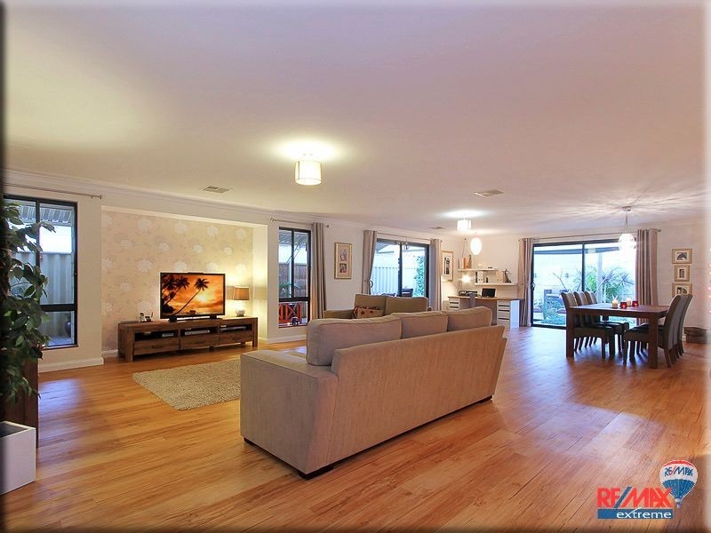 39 Dirleton Loop, Butler WA 6036