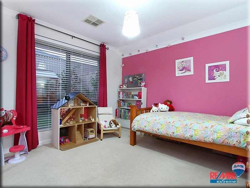 39 Dirleton Loop, Butler WA 6036